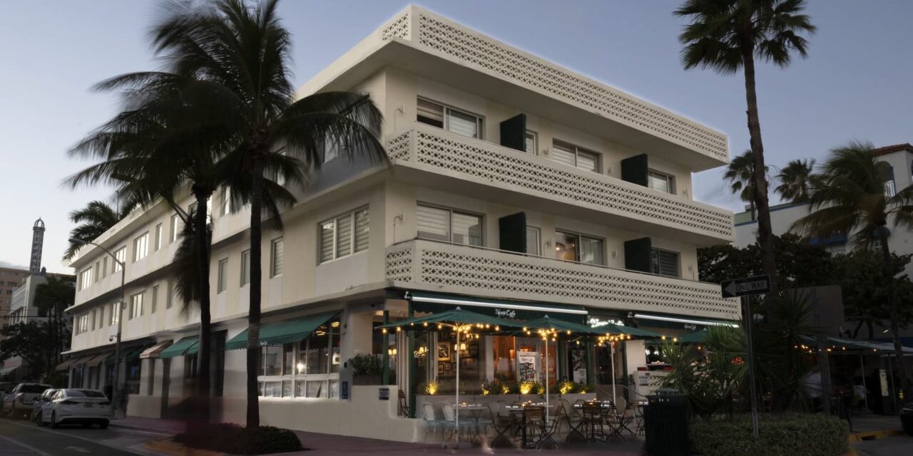 South Beach’s Iconic News Café Reopens on Ocean Drive